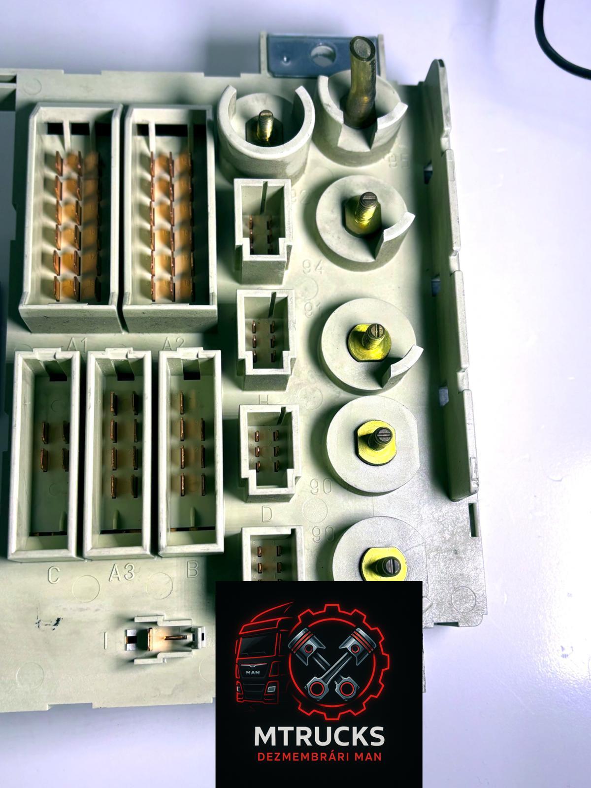 Panou siguranțe/relee MAN TGA TGS TGX 81254446074 Made in Germany - imagine 4