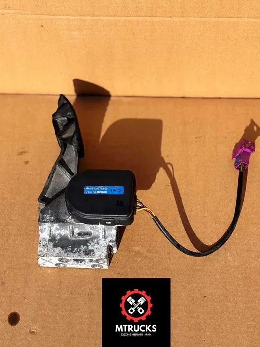 Senzor pedala acceleratie Original MAN Tga 81259706100
