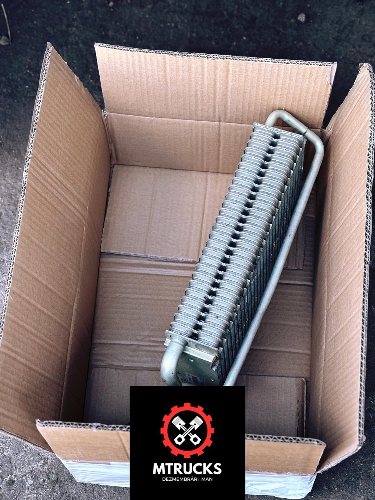 Radiator răcire climatizare cabină Original MAN TGX / TGS / TGA – Euro 3 / 4 / 5 81619206036 - imagine 2