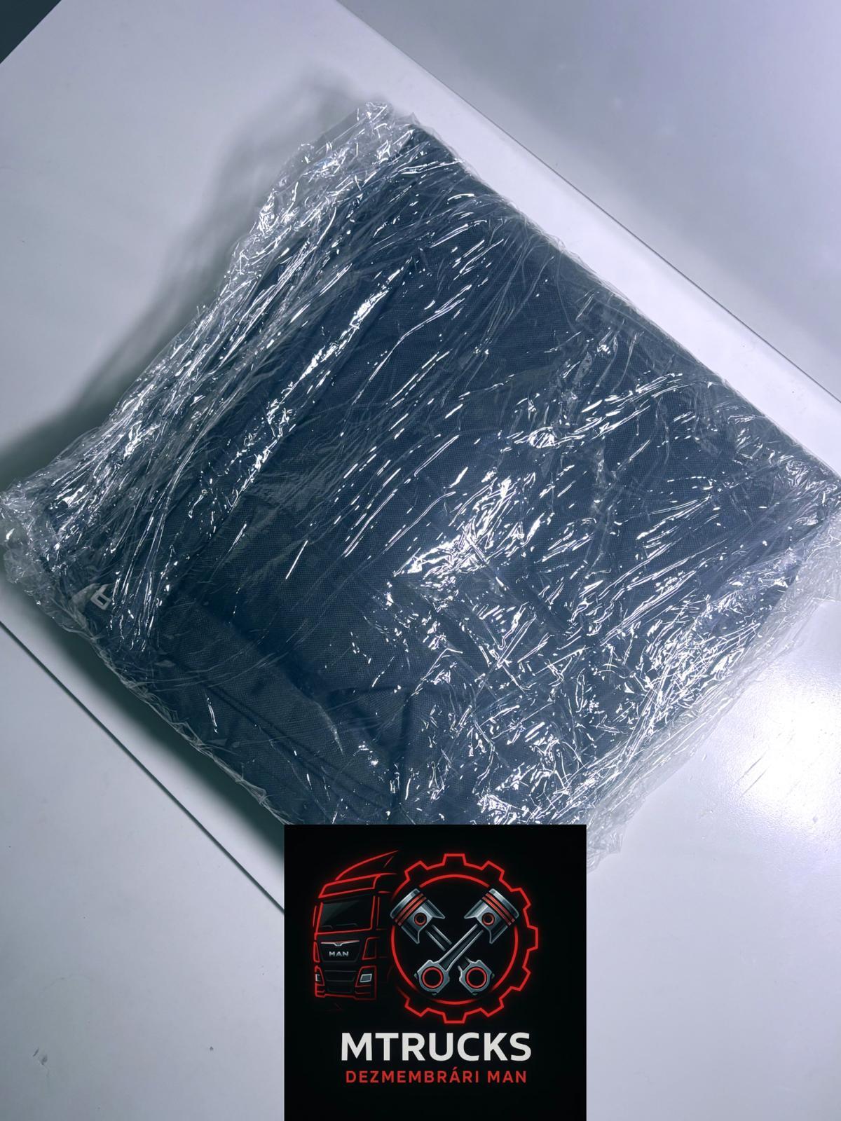 Perdeluțe albastre MAN – laterale și spate - imagine 5